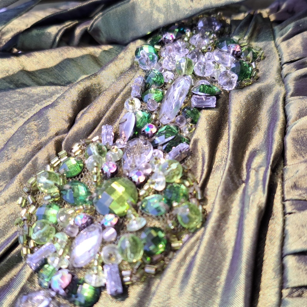 Flirt By MAGGIE SOTTERO Emerald Green XV Ball Gown Formal Dress  Size 10 - Picture 7 of 15